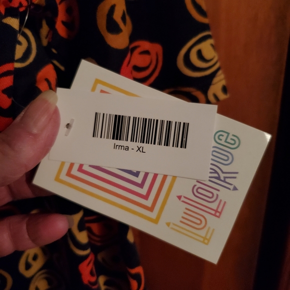 LuLaRoe Irma - Picture 4 of 6